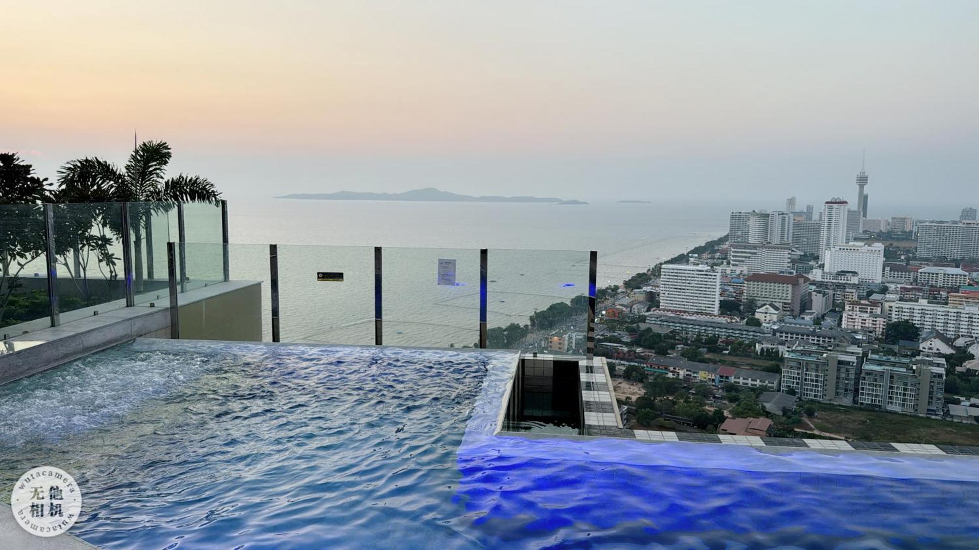 Copacabana Beach Jomtien 科帕卡巴纳海乔木提安海滩毗邻乔木提安夜市 מראה חיצוני תמונה