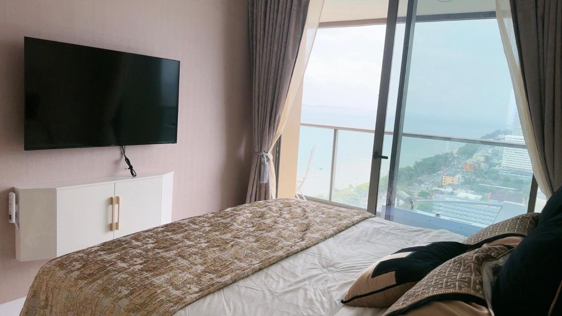 Copacabana Beach Jomtien 科帕卡巴纳海乔木提安海滩毗邻乔木提安夜市 מראה חיצוני תמונה