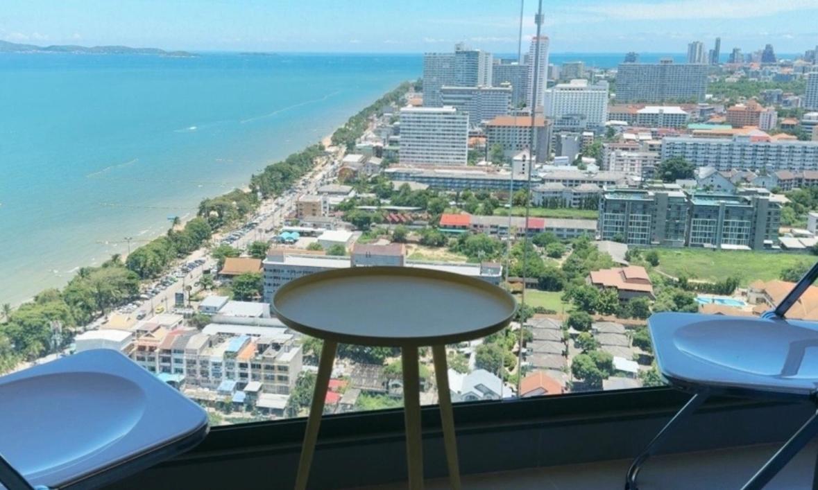 Copacabana Beach Jomtien 科帕卡巴纳海乔木提安海滩毗邻乔木提安夜市 מראה חיצוני תמונה